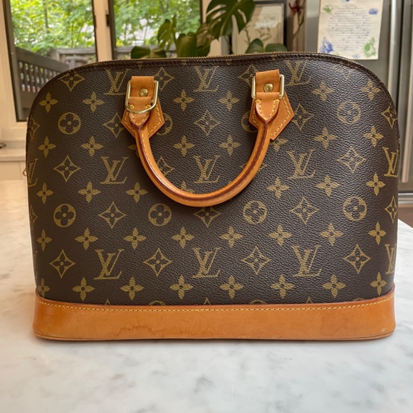 Louis Vuitton Vintage Monogram Canvas Alma PM Satchel - Picture 3 of 5